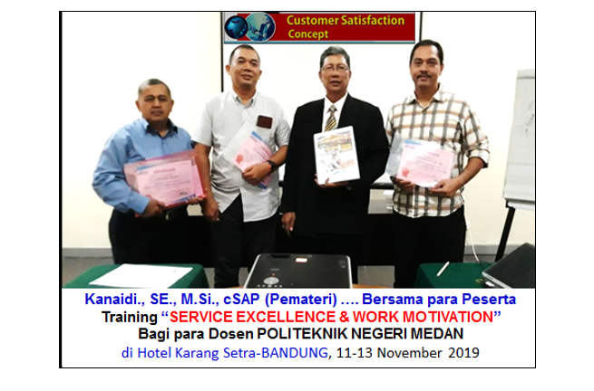 TRAINNINGPELATIHAN Effective SERVICE EXCELLENCE, MOTIVATION & TEAMWORK BUILDING